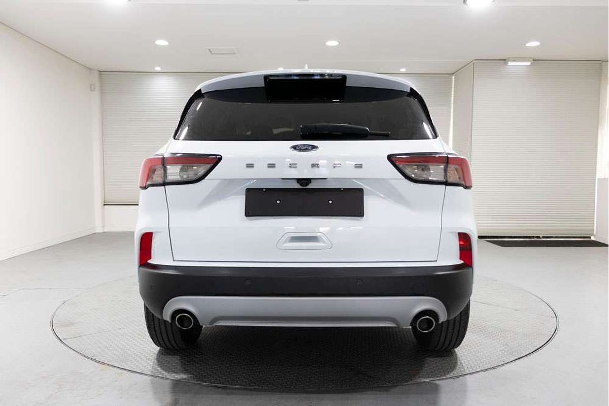 Ford ESCAPE 2022 SUV . . 2.0LP 8A FWD