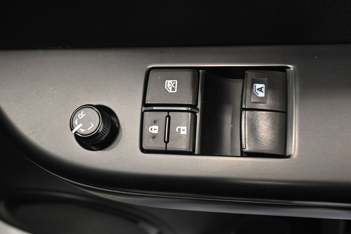 2018 Toyota Hilux Workmate GUN122R Rear Wheel Drive
