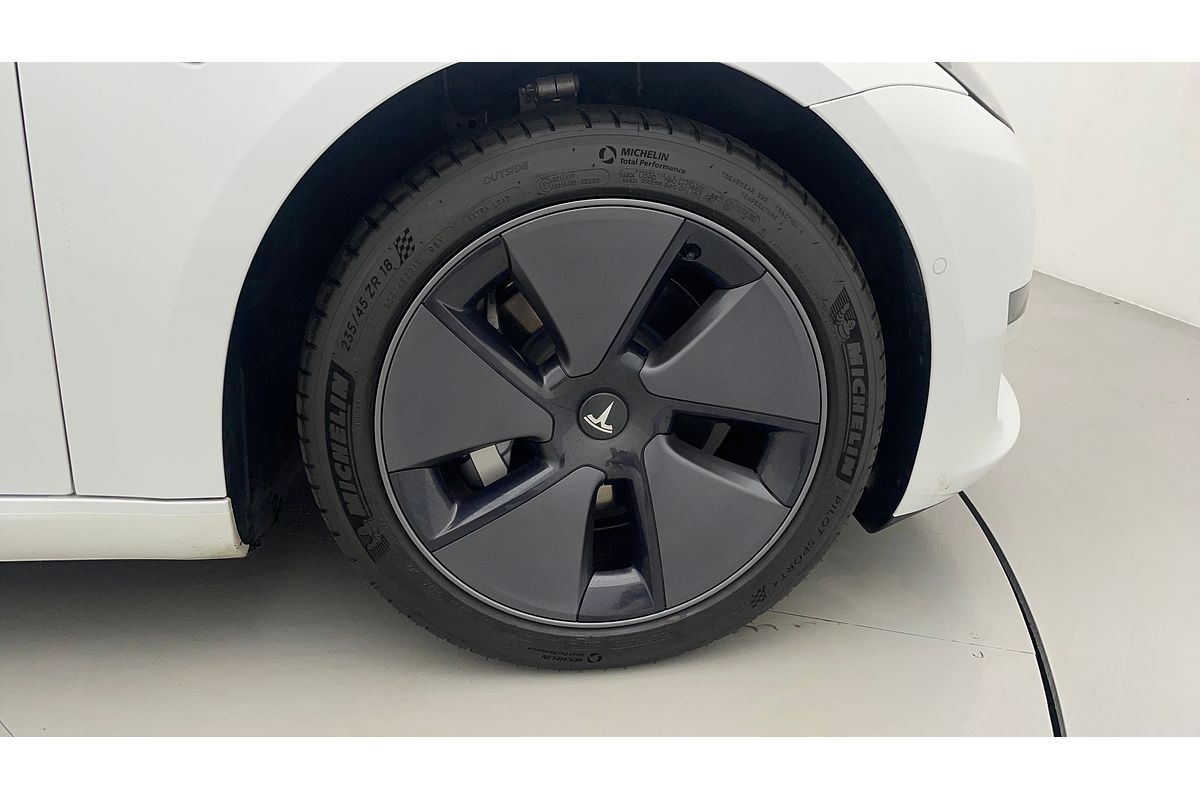 2022 Tesla Model 3 Rear-Wheel Drive