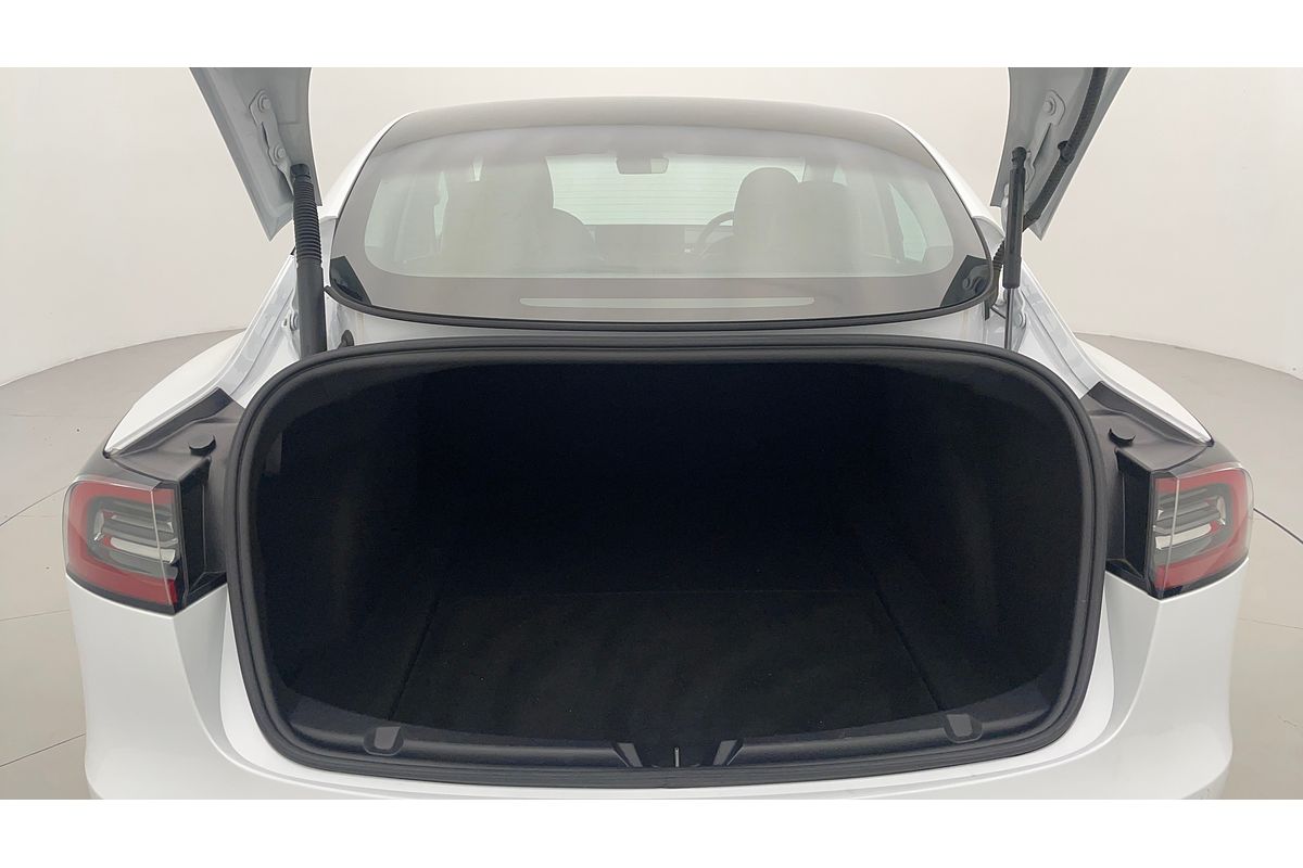 2022 Tesla Model 3 Rear-Wheel Drive