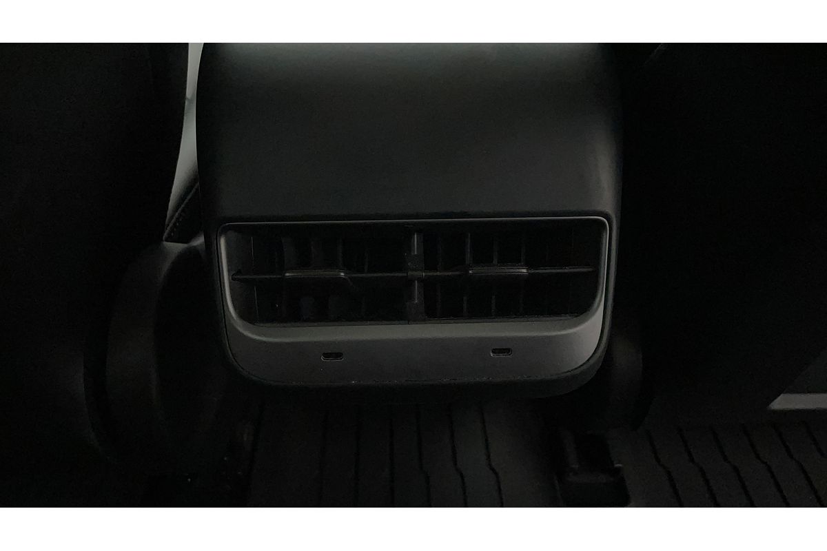 2022 Tesla Model 3 Rear-Wheel Drive