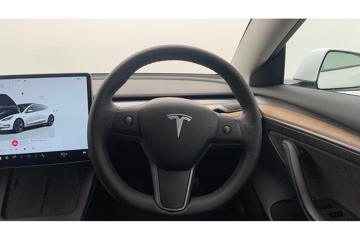 2022 Tesla Model 3 Rear-Wheel Drive