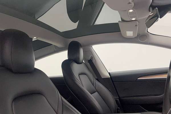 2022 Tesla Model 3 Rear-Wheel Drive