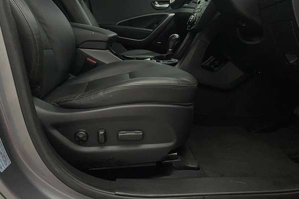 2016 Hyundai Santa Fe Elite DM3 Series II