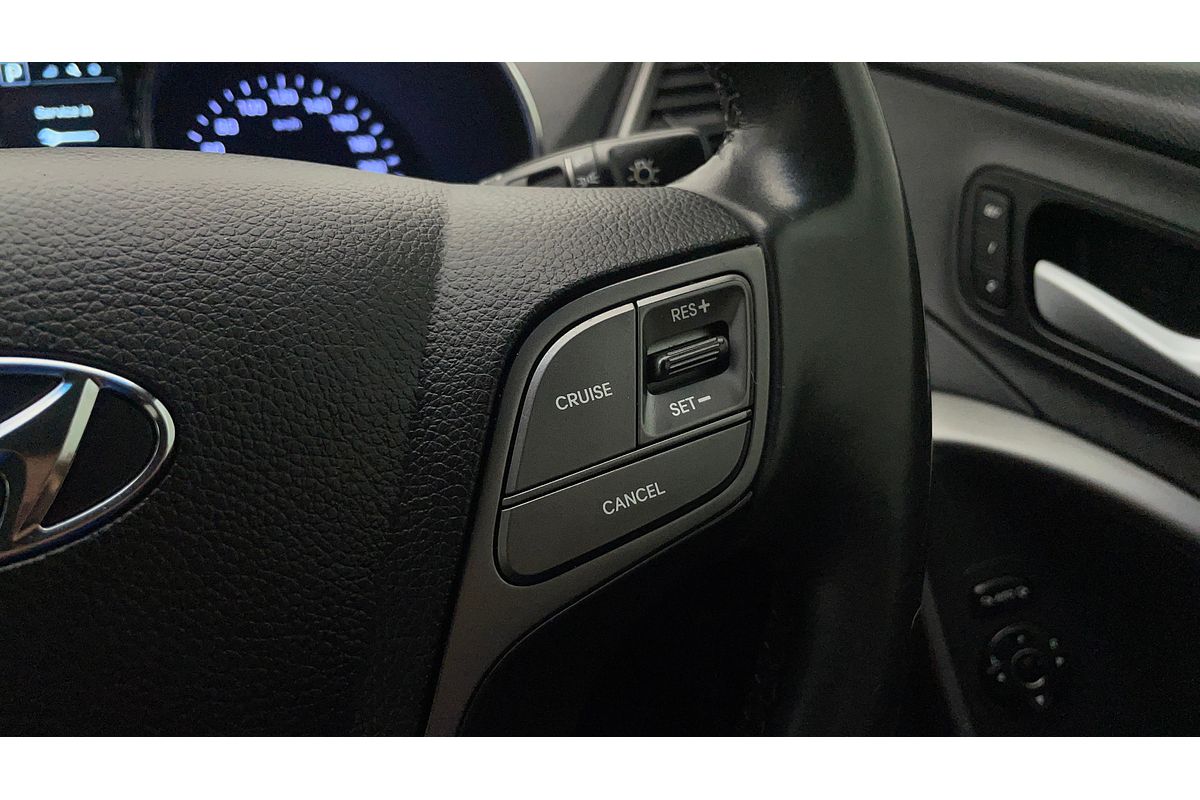 2016 Hyundai Santa Fe Elite DM3 Series II