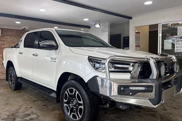 2022 Toyota Hilux SR5 GUN126R 4X4