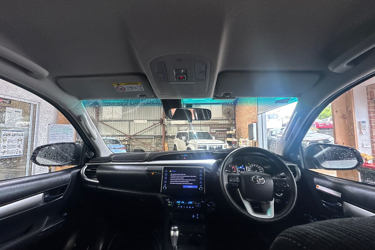 2022 Toyota Hilux SR5 GUN126R 4X4