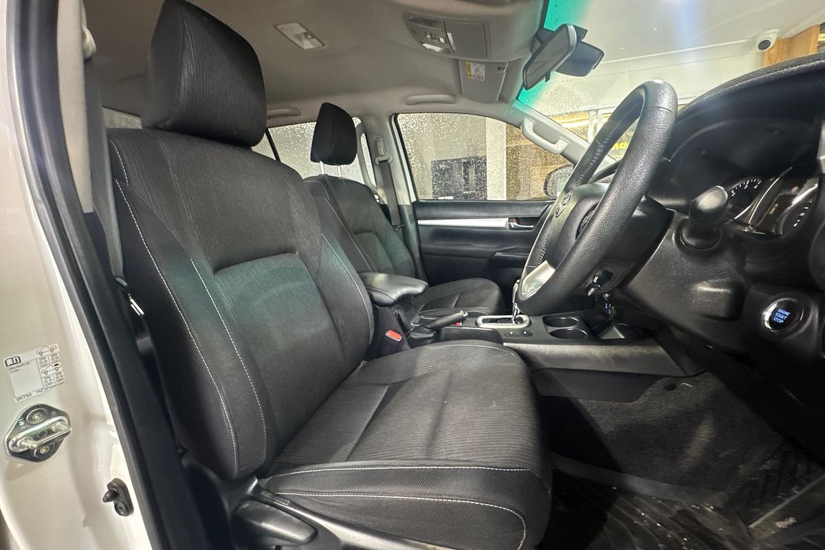2022 Toyota Hilux SR5 GUN126R 4X4