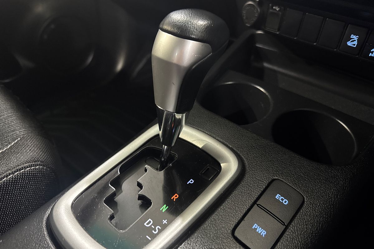 2022 Toyota Hilux SR5 GUN126R 4X4