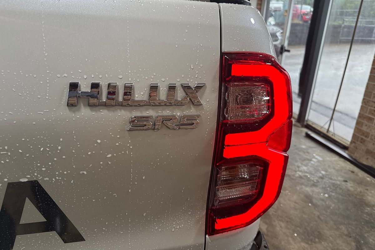 2022 Toyota Hilux SR5 GUN126R 4X4