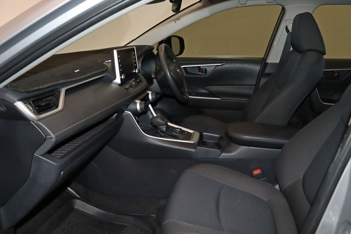 2020 Toyota RAV4 GX AXAH54R