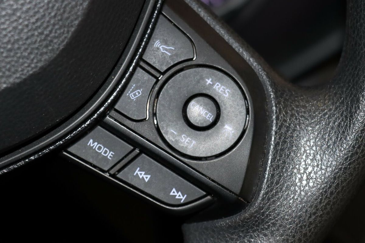 2020 Toyota RAV4 GX AXAH54R