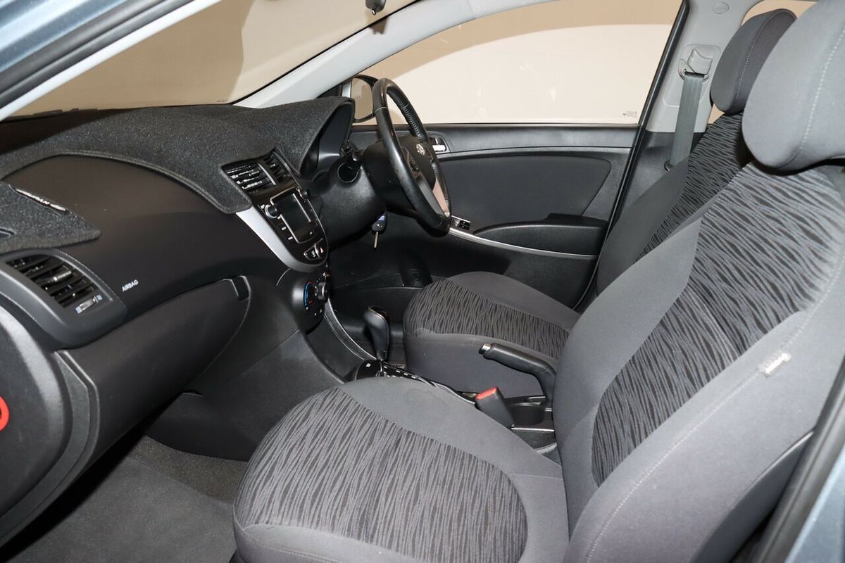 2018 Hyundai Accent Sport RB6