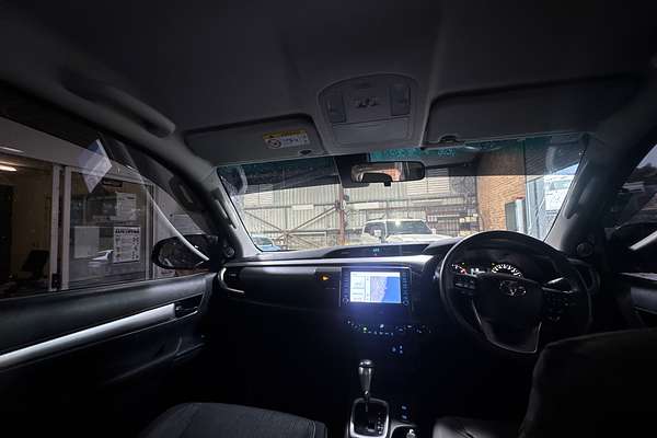 2021 Toyota Hilux SR5 GUN126R 4X4