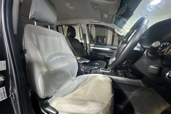 2021 Toyota Hilux SR5 GUN126R 4X4