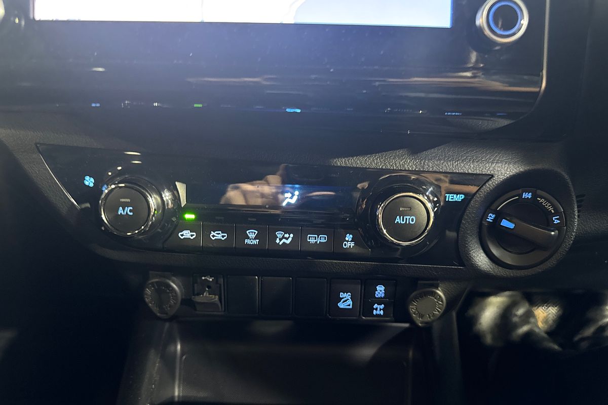 2021 Toyota Hilux SR5 GUN126R 4X4