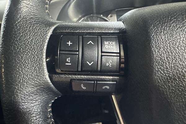 2021 Toyota Hilux SR5 GUN126R 4X4