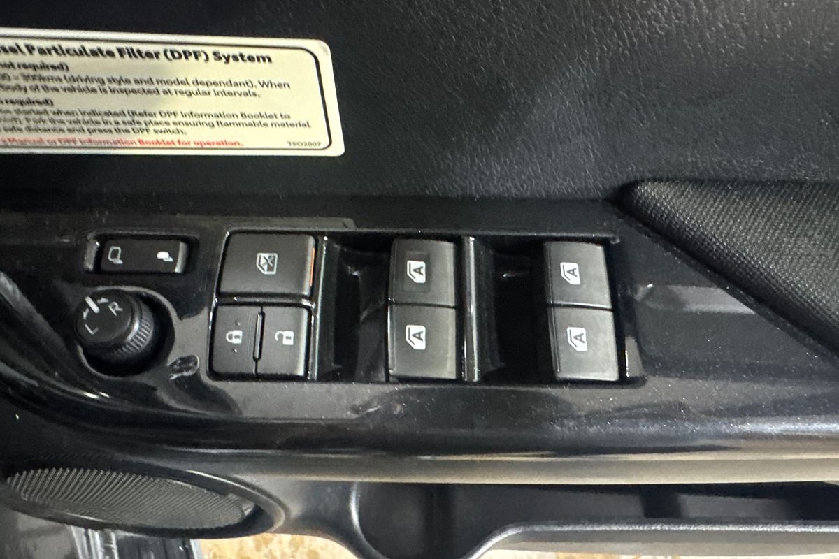 2021 Toyota Hilux SR5 GUN126R 4X4