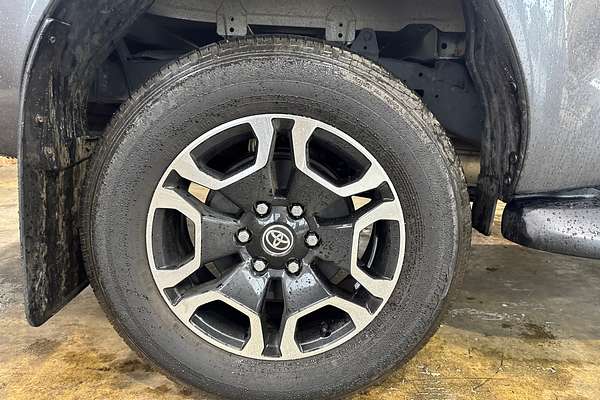 2021 Toyota Hilux SR5 GUN126R 4X4