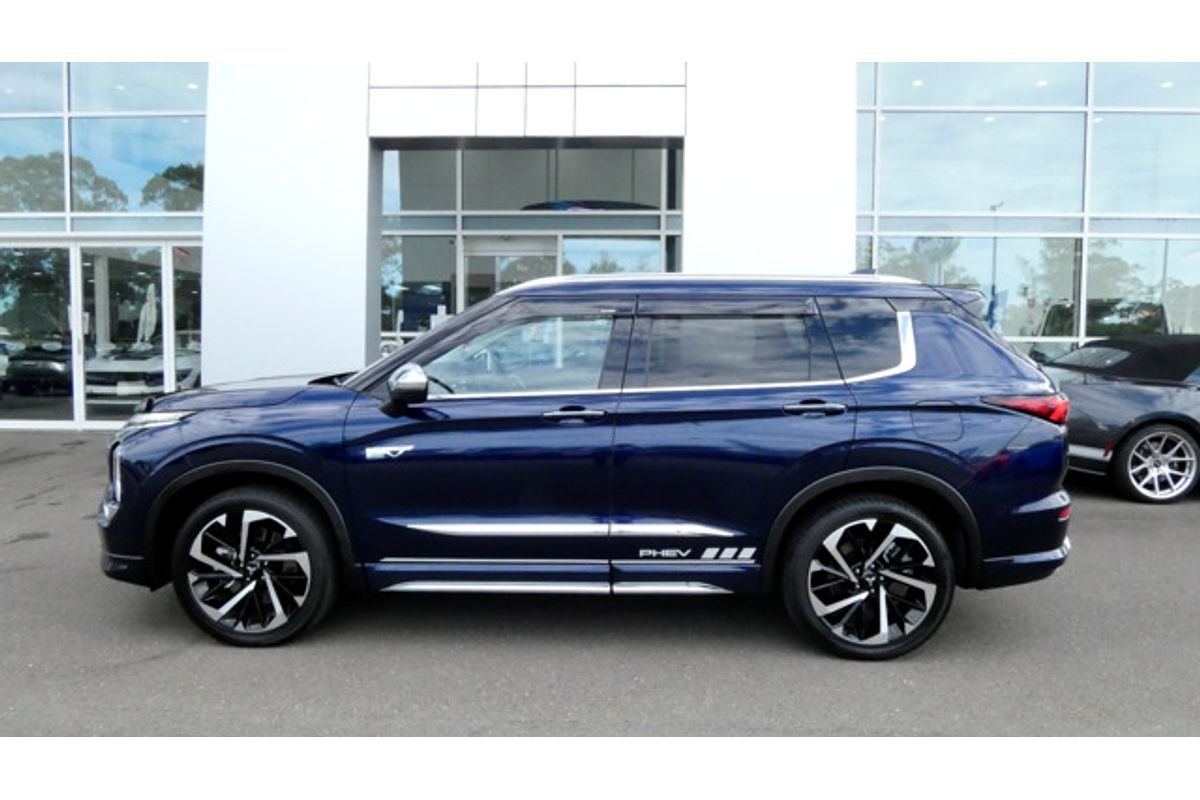 2023 Mitsubishi Outlander PHEV Exceed ZM