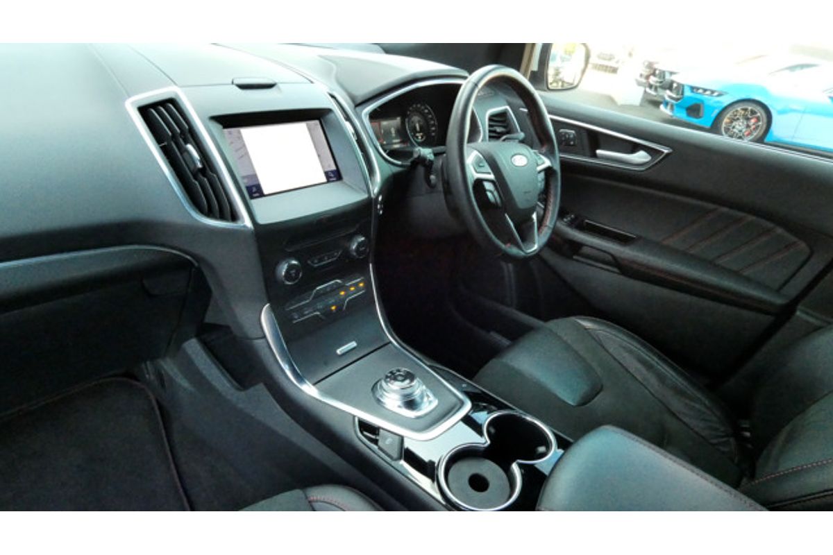2019 Ford Endura ST-Line CA