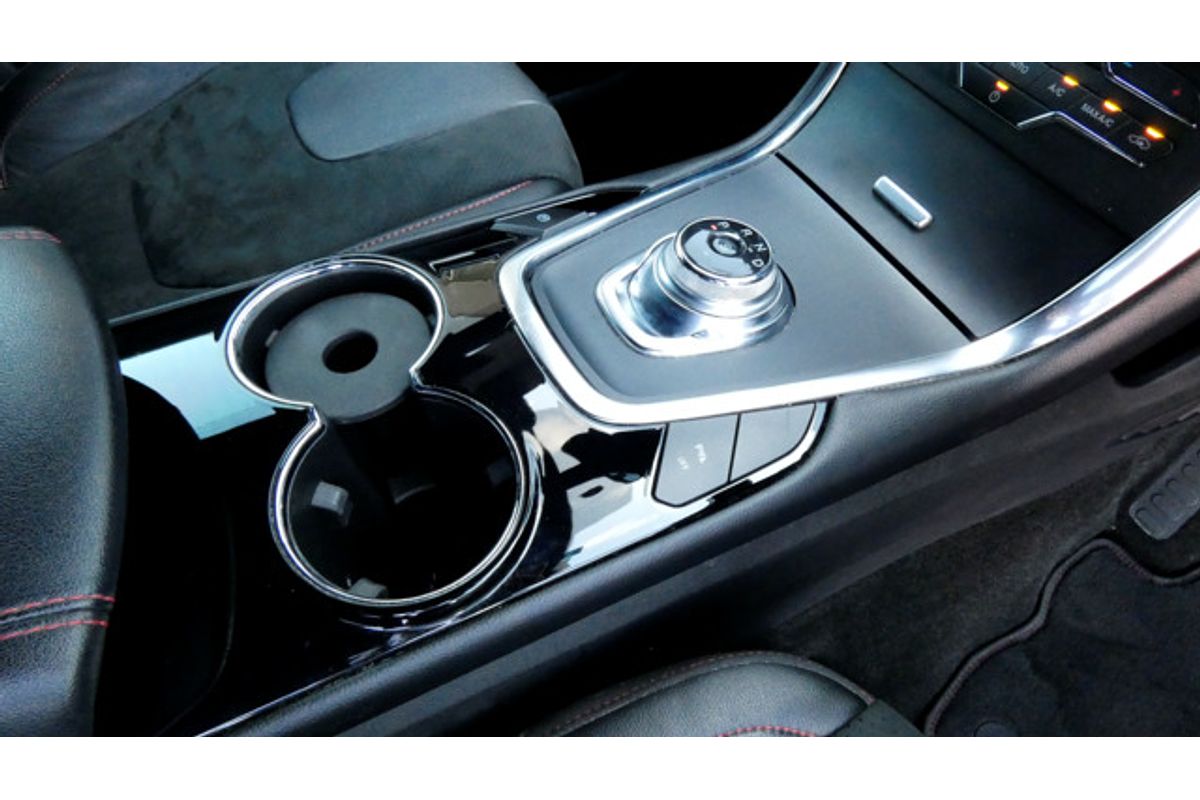 2019 Ford Endura ST-Line CA