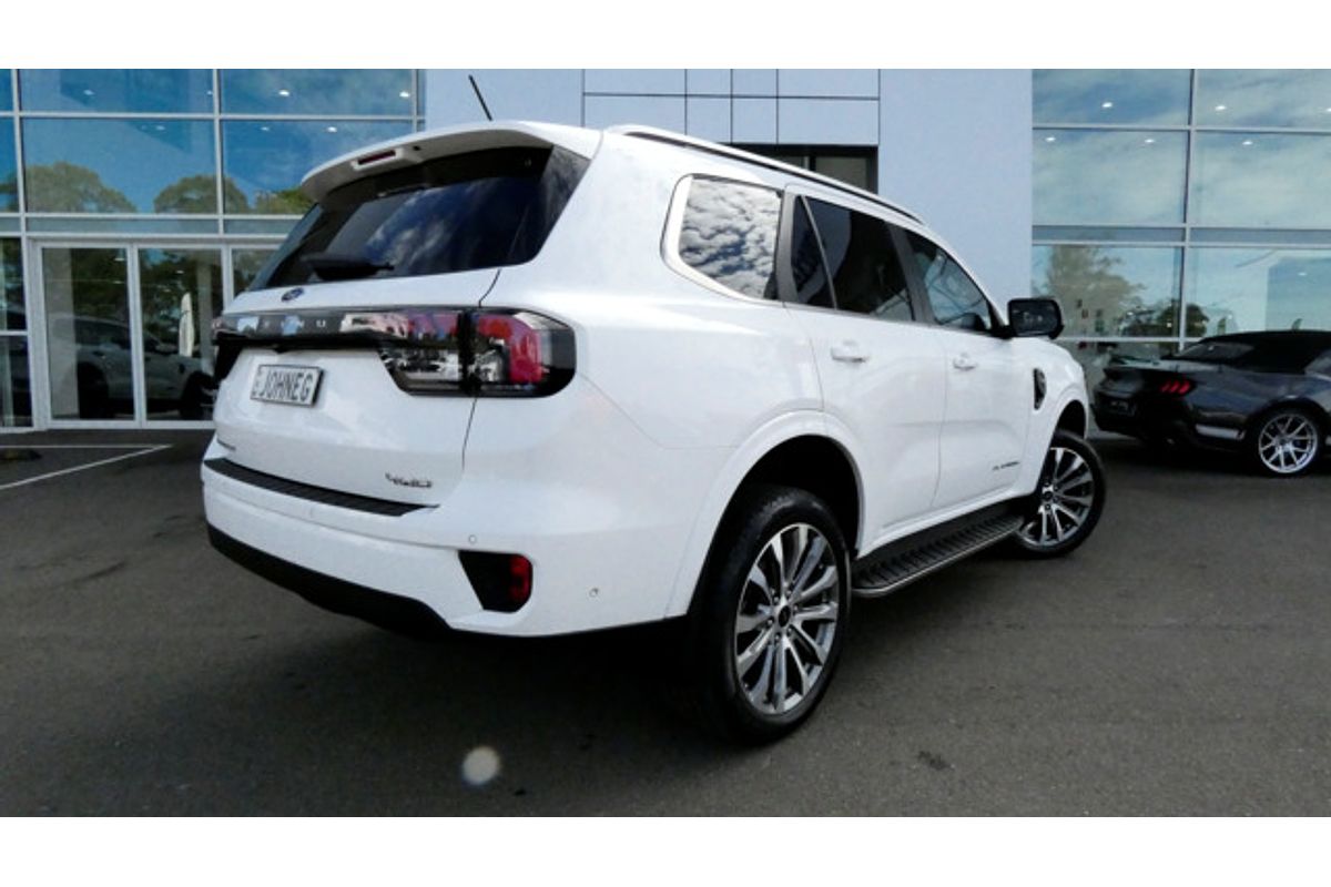 2023 Ford Everest Platinum