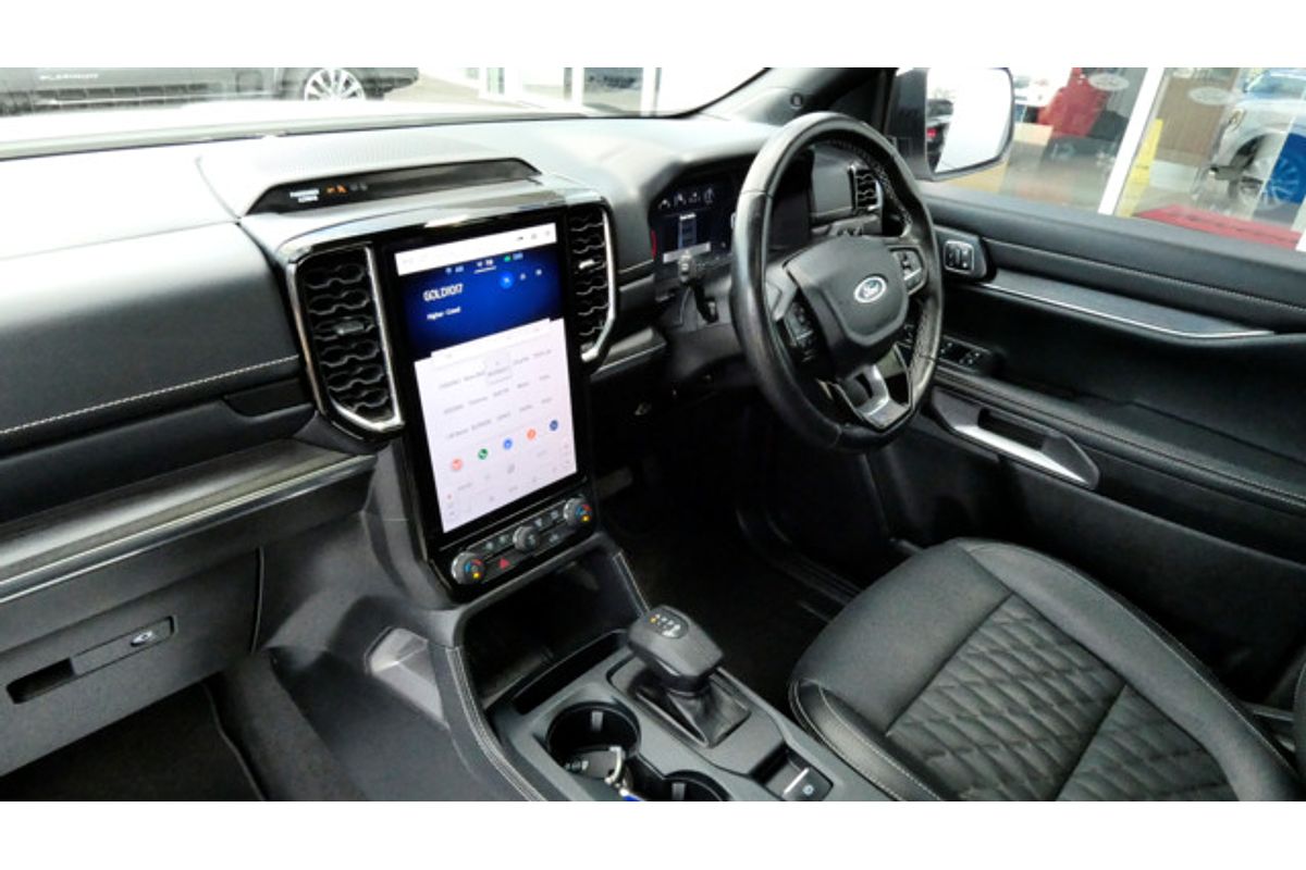 2023 Ford Everest Platinum