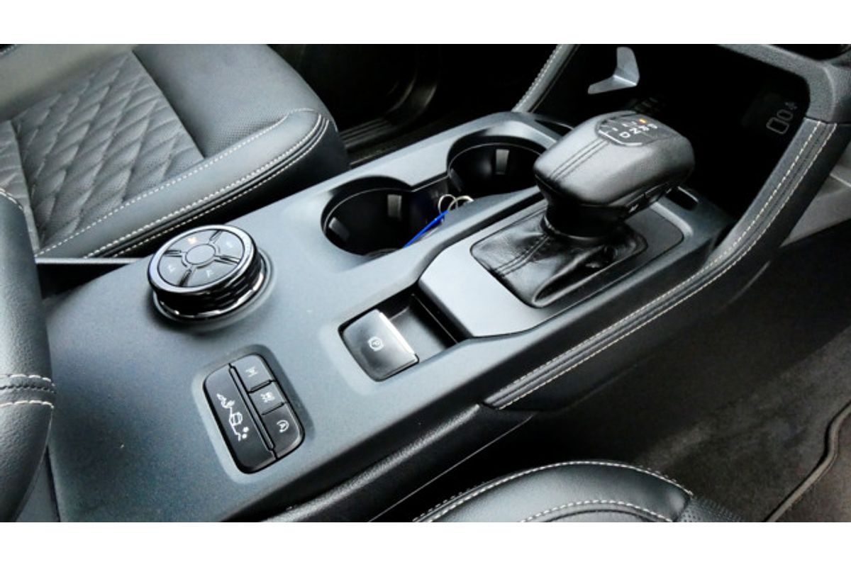 2023 Ford Everest Platinum