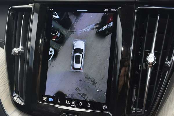 2021 Volvo XC60 B5 Inscription