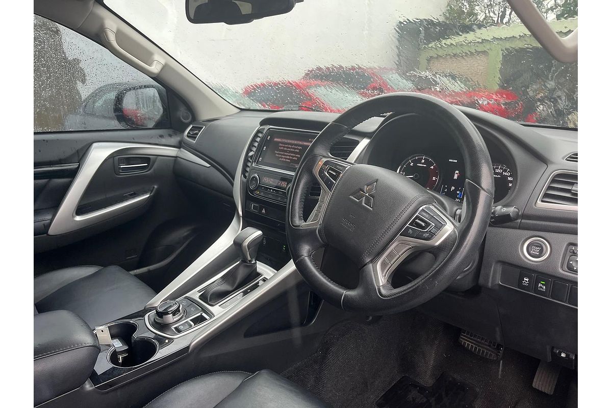 2016 Mitsubishi Pajero Sport GLS QE