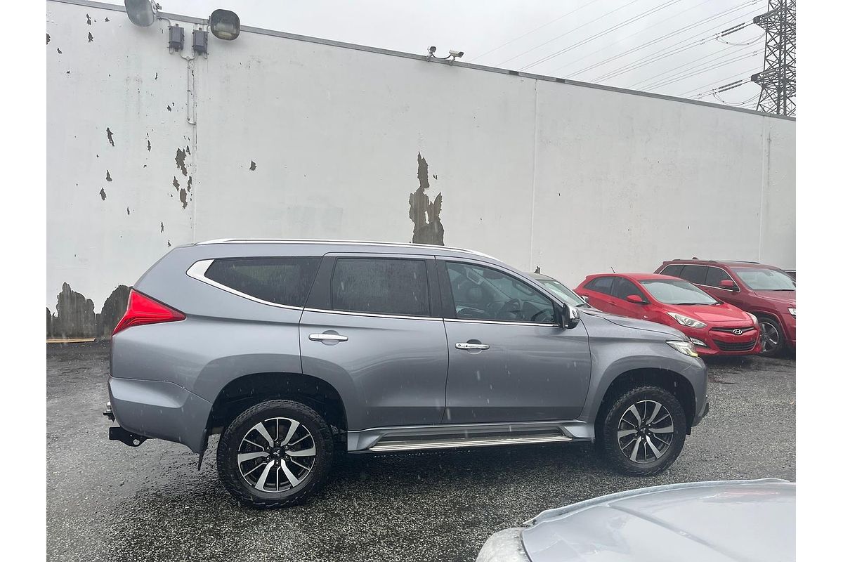 2016 Mitsubishi Pajero Sport GLS QE