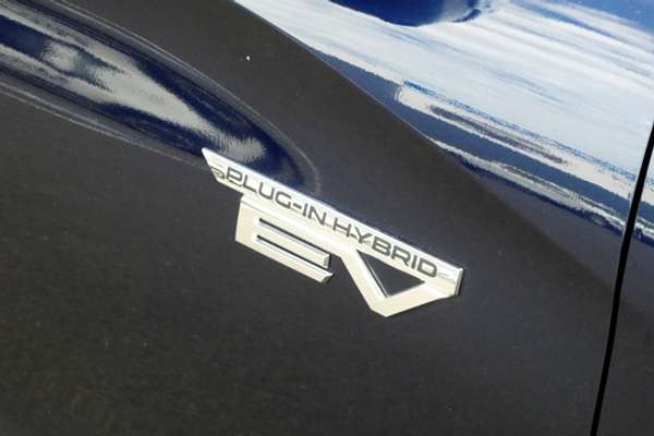 2023 Mitsubishi Outlander PHEV Exceed ZM