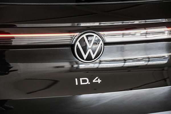 2025 Volkswagen ID.4 Pro E2