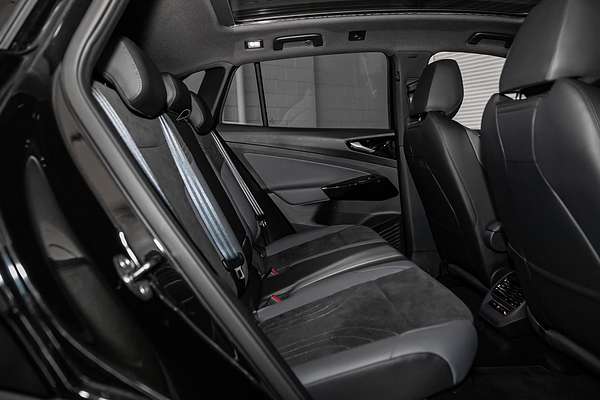 2025 Volkswagen ID.4 Pro E2