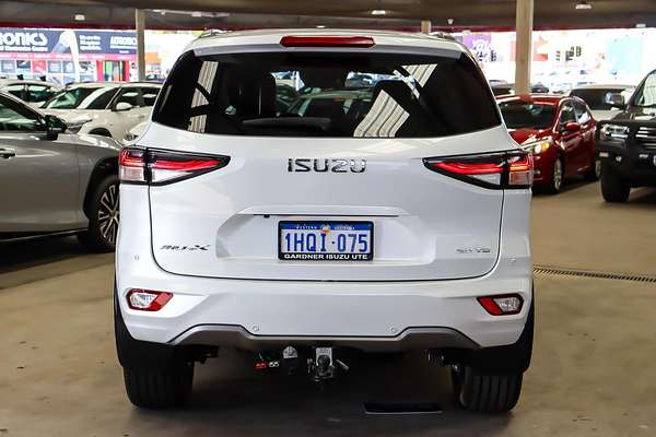 2022 Isuzu MU-X LS-T