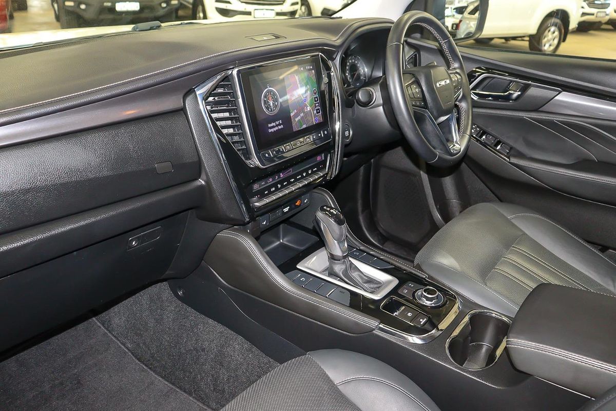 2022 Isuzu MU-X LS-T