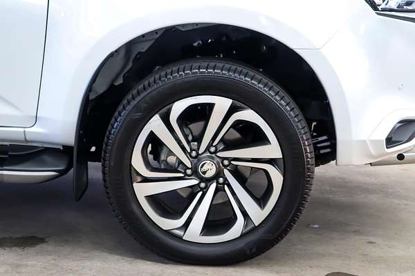 2022 Isuzu MU-X LS-T