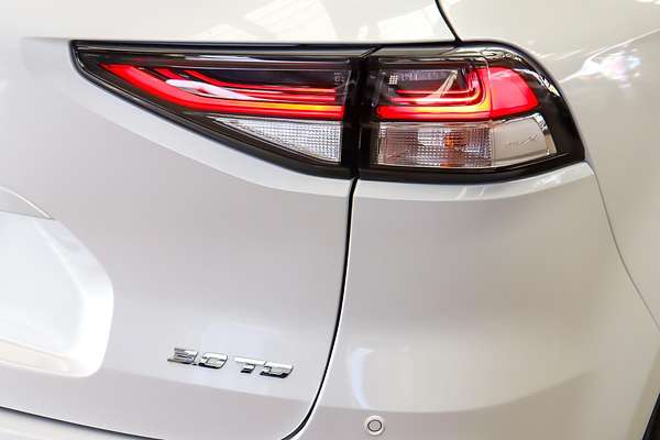 2022 Isuzu MU-X LS-T