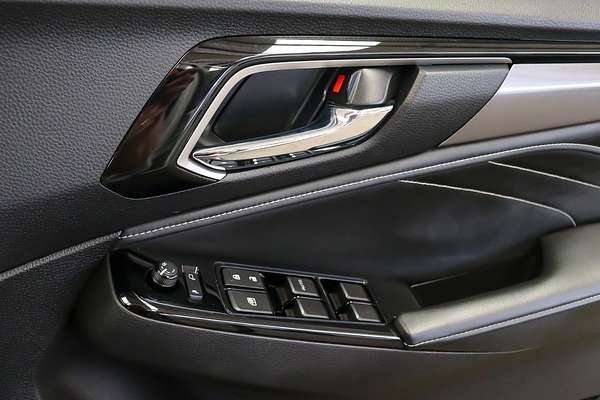 2022 Isuzu MU-X LS-T