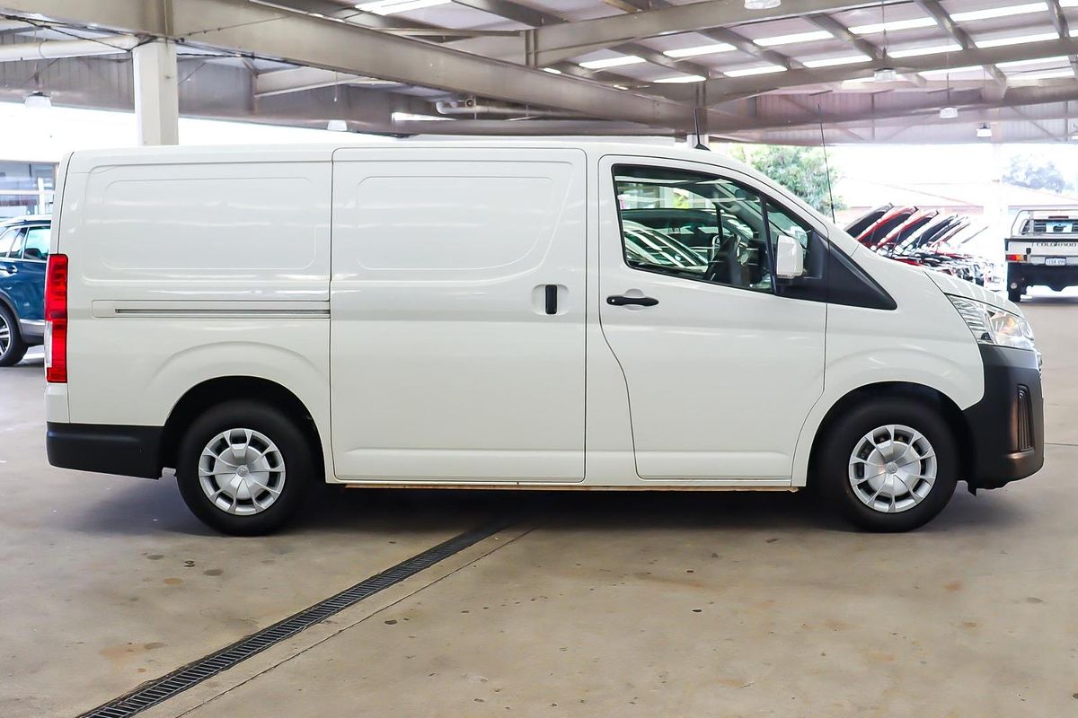 2020 Toyota Hiace GDH300R LWB