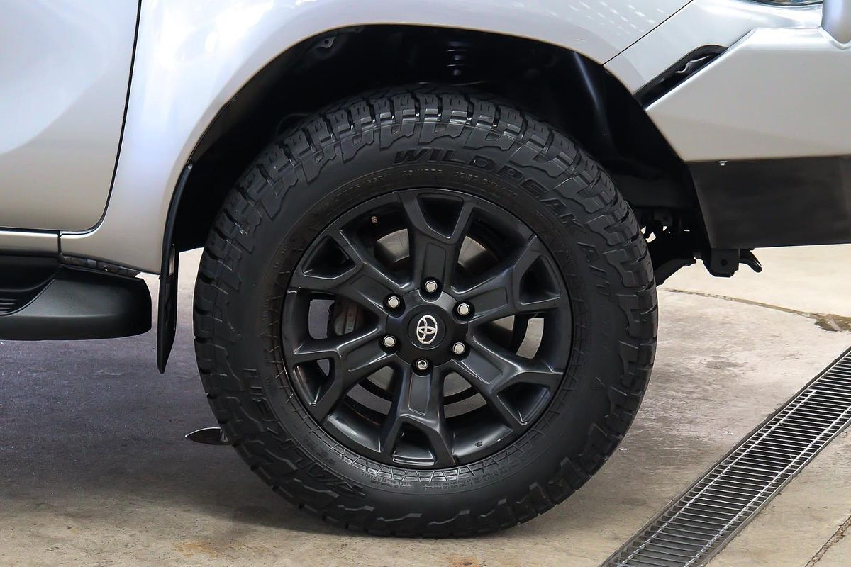 2017 Toyota Hilux SR5 GUN126R 4X4
