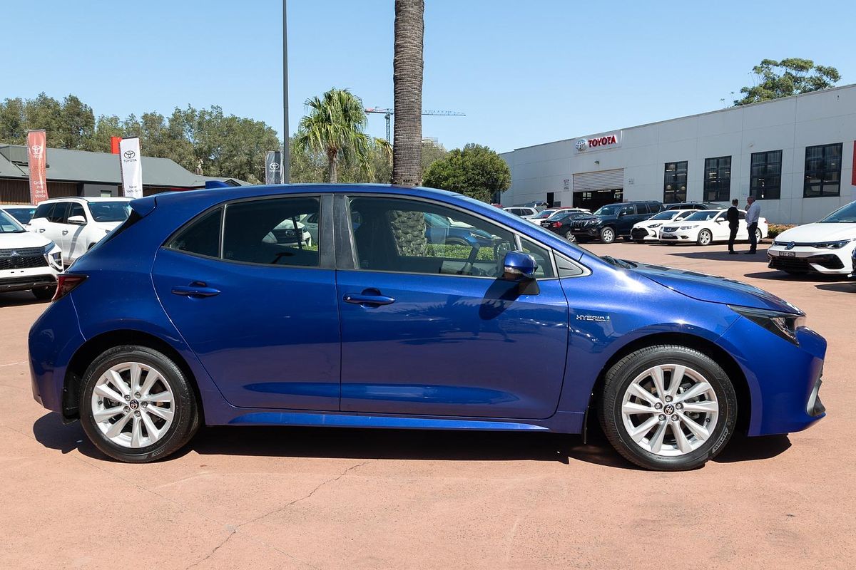 2022 Toyota Corolla Ascent Sport Hybrid ZWE211R