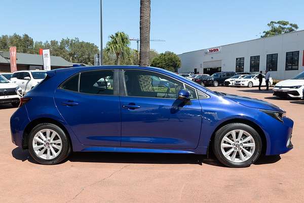 2022 Toyota Corolla Ascent Sport Hybrid ZWE211R