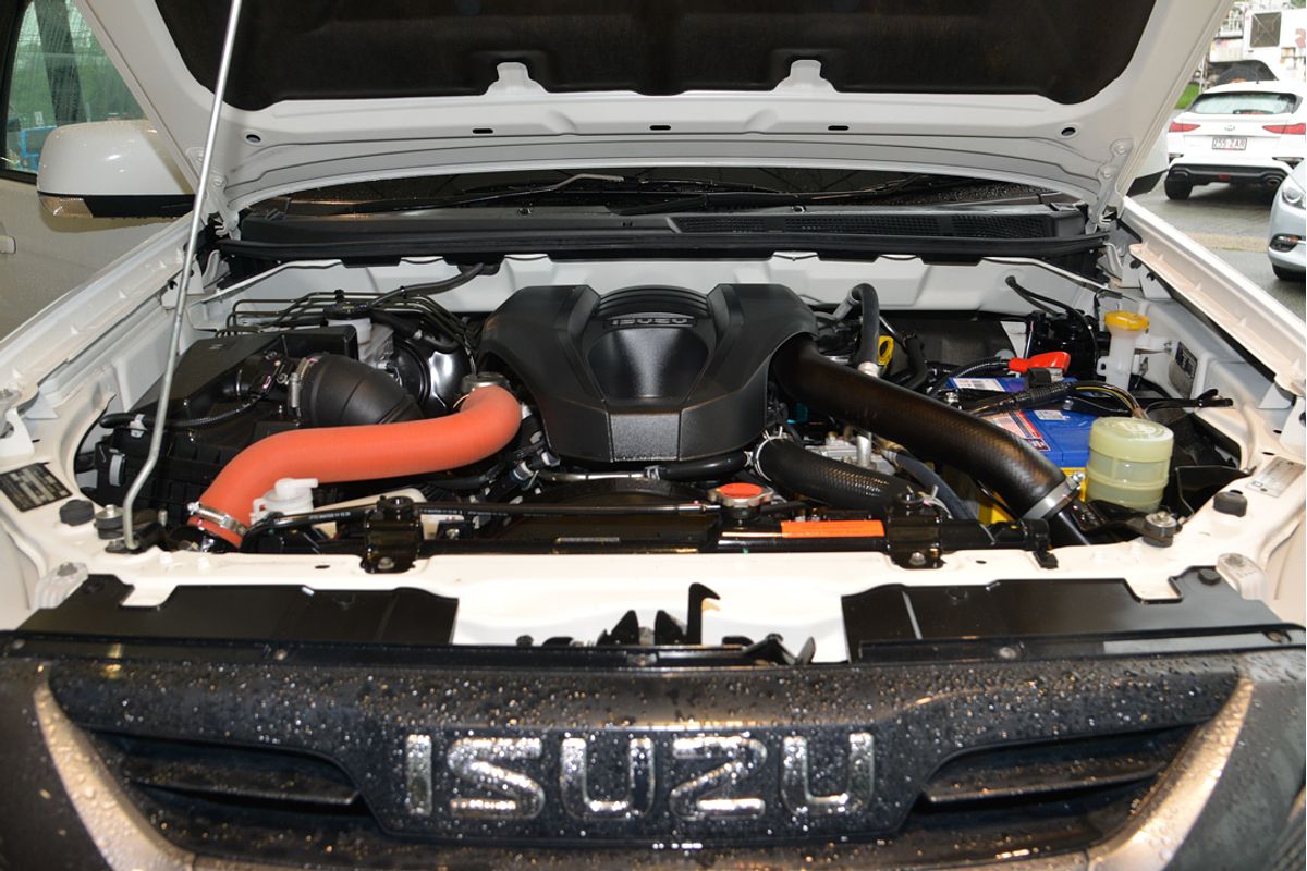2020 Isuzu MU-X LS-M