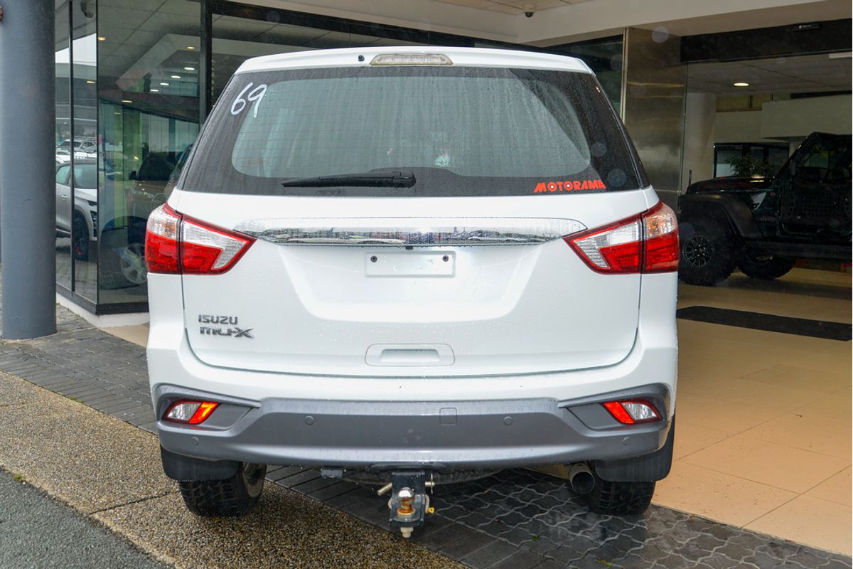 2020 Isuzu MU-X LS-M