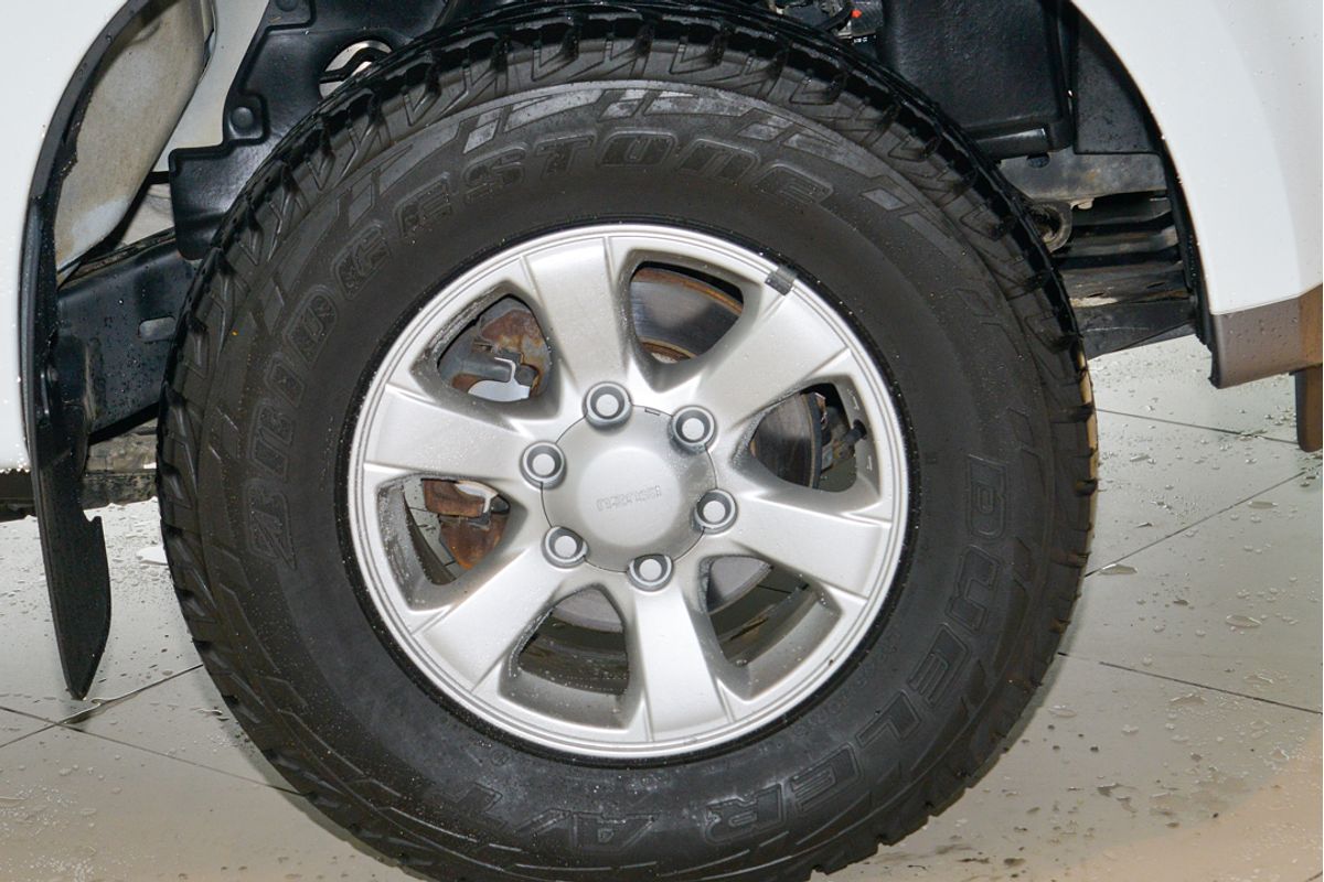 2020 Isuzu MU-X LS-M