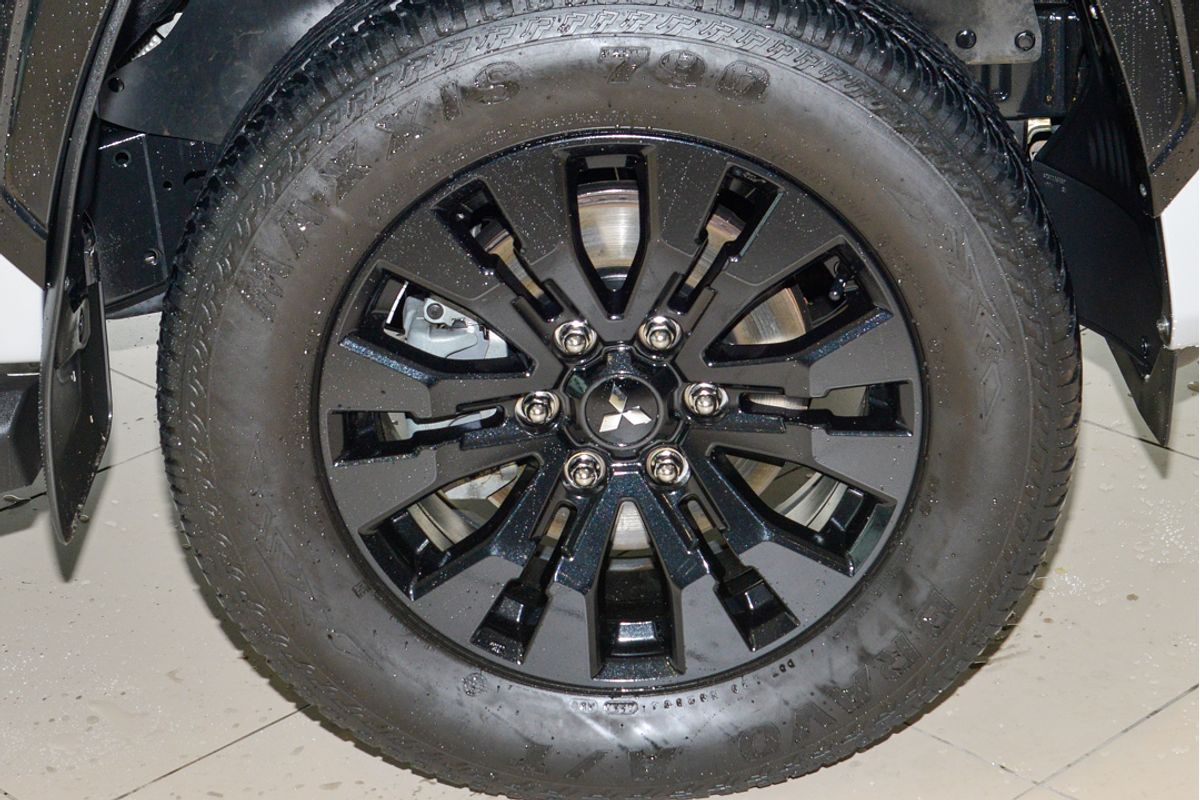 2024 Mitsubishi Triton GSR MV 4X4