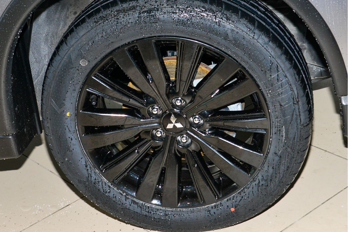 2020 Mitsubishi Outlander Black Edition ZL