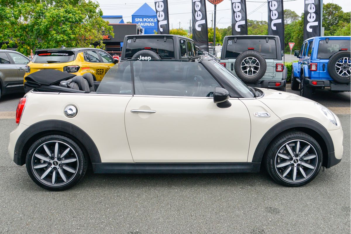 2017 MINI Convertible Cooper S F57